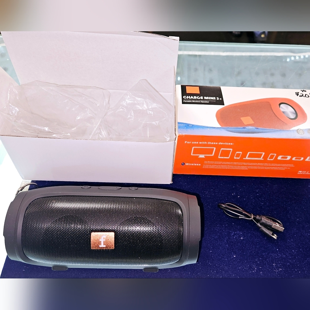 NIB Black Charge Portable Bluetooth Wireless Mini 3+ Speaker